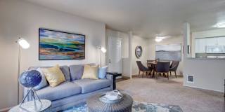 On the Green at Harbour Pointe Gallery 18