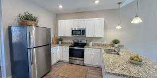 204 Waybill Circle Gallery 3