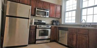 Stunning 4-Bedroom Townhouse in the Heart of Manayunk! Available NOW! Gallery 10