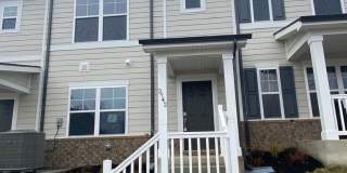 3 bedroom 3 full baths Gallery 17