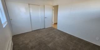 This 2 Bedroom/ 1 Bathroom home Gallery 6