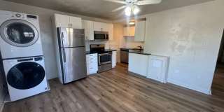 Beautiful 2 bedroom for rent in SLC! Beautiful 2 bedroom for rent in SLC! Gallery 9