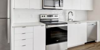 Luxurious Studios with Rooftop Deck and Secured Entry! Gallery 38