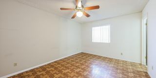 18422 N 30th Lane Gallery 40