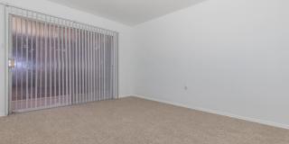 Country Club Apartments Gallery 9