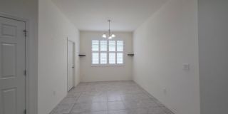 Spacious Pond-View Home with 4 Bedrooms, Office, Flex Space & Oversized Screened Lanai in Channing Park! Spacious Pond-View Home with 4 Bedrooms, Office, Flex Space & Oversized Screened Lanai in Channing Park! Gallery 16