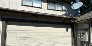 1706 London Circle Gallery 1