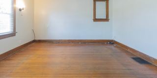 Large Centrally Located Home for Rent! Gallery 19