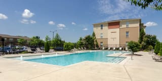 Ashley Collegetown Gallery 1