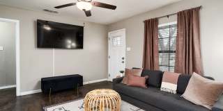 305 Laurelwood Drive Gallery 8