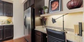 Dolce Living Rosenberg Gallery 21
