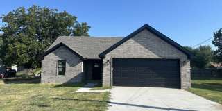 122 Redwood Drive Gallery 1