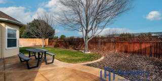 Beautiful home in Columbia Village Gallery 34