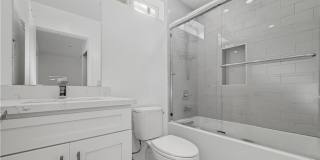 10918 Hesby Street Gallery 21