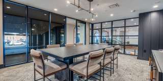 2800 Taylor Gallery 32