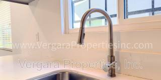 18012 Manhattan Place Gallery 13