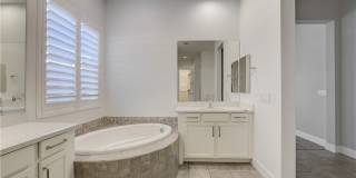 6020 Langreo Lane Gallery 27