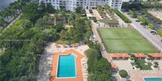 2851 NE 183rd St Gallery 18