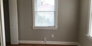 Single Family Home 3 beds 2 full bath Available Now! Gallery 1