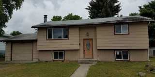 Charming 4‑Bedroom Home – Where Comfort Meets Style Gallery 1