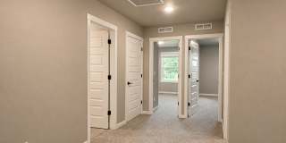 Luxury Townhome for Lease at the Courtyards at Hidden Crest - 13113 NE 71st Pl Gallery 16