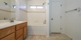 9425 East Lochnay Lane Gallery 17