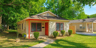 Move-In Ready Ranch Minutes from Plaza Midwood, NoDa & Uptown Gallery 1
