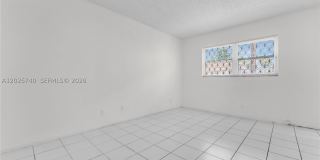 321 SW 1st Ct Gallery 24