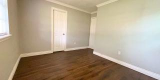2709 NW Hilltop Drive Gallery 9