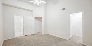 Gated Community townhome, with private garage Gallery 49