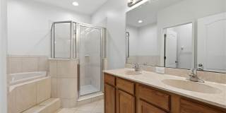 4423 AMBERLY OAKS COURT Gallery 16