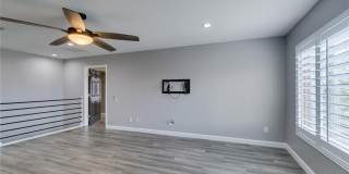Beautiful Mission Hills Home with Loft, Custom Finishes & Multiple Patios Gallery 34