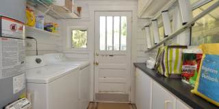 2 Bedroom, 1 Bath -  Colonial Town Gallery 21