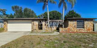 7815 Treasure Pointe Drive Gallery 1