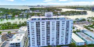 6450 Collins Avenue Gallery 23