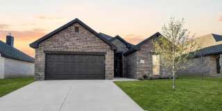 Stunning New 4/2 Single Family Homes Gallery 1