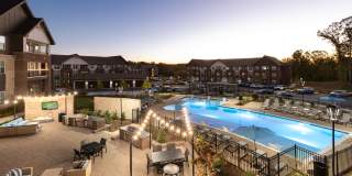 Aura Creekside Gallery 29