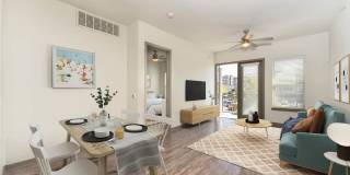 Crest at Park Central Apartments Gallery 14