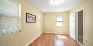 2712 SHERMAN Avenue NW Gallery 26