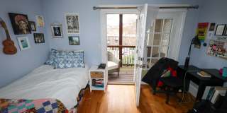 Charming 5 Bedroom-No Broker Fee Gallery 3