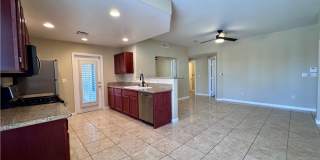 Resort-Style Red Bluffs Condo with Den, Walk-In Closets & Pool Access Gallery 9