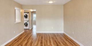 1063 Golden Lakes Boulevard Gallery 1