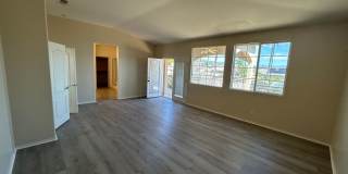 Spacious 5-Bedroom Home with Stunning Views Spacious 5-Bedroom Home with Stunning Views Gallery 21