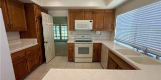 5731 E Crater Lake Gallery 10