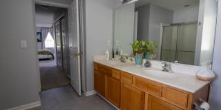 1225 Marbank Street Gallery 15