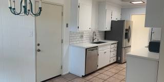 Updated 3-Bedroom Home Near Chestnut Park-$500 Off First Month's Rent Gallery 5