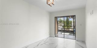 3973 NE 167th St Gallery 17