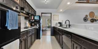 Discover Old World Charm in Northern Hills! Discover Old World Charm in Northern Hills! Gallery 8