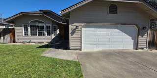 Large Lot Close to Downtown Grants Pass Large Lot Close to Downtown Grants Pass Gallery 1