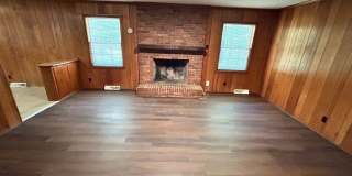 3 Bedroom, 2 Bathroom Brick Home Gallery 9